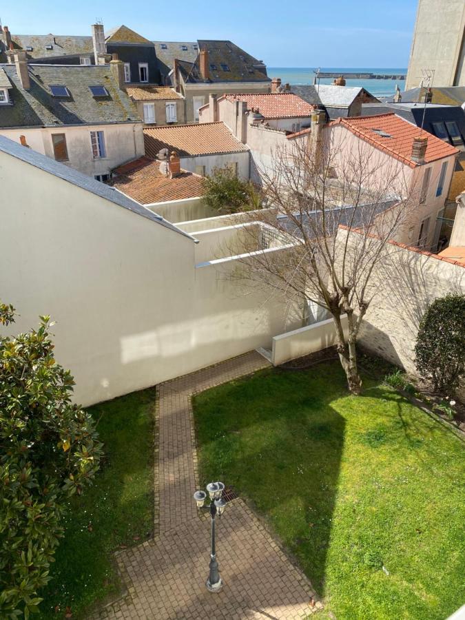 Le Kifanlo - Appartement Avec Une Grande Terrasse Vue Mer Et Plage A 100 M Les Sables-dʼOlonne Esterno foto
